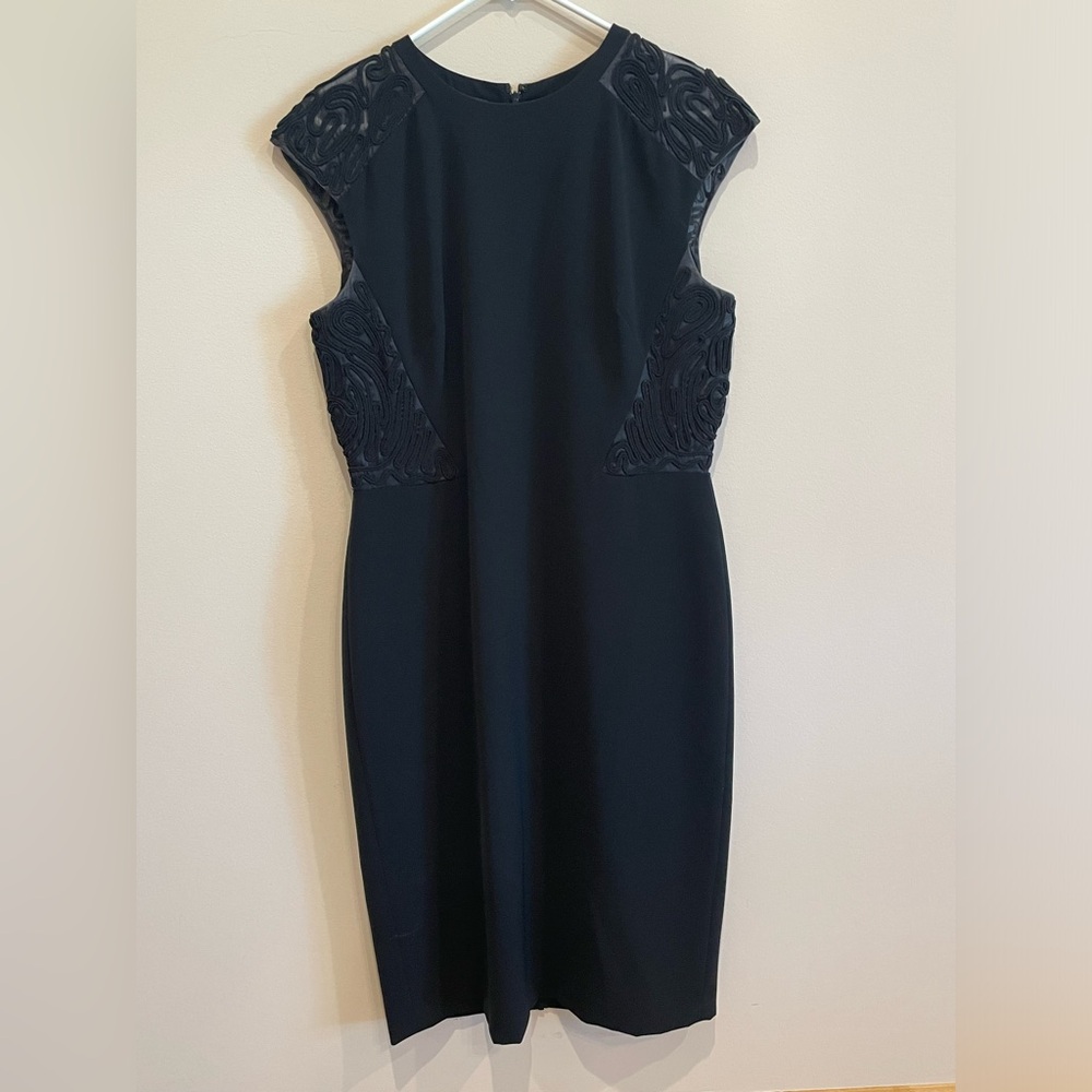 Lafayette 148 Black Dress - Size 12. Below knee, small cap sleeves